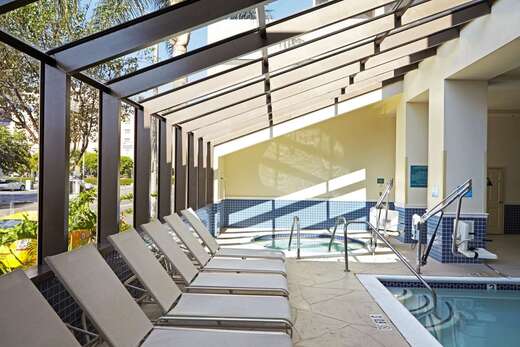 Een foto van Embassy Suites by Hilton Los Angeles International Airport North