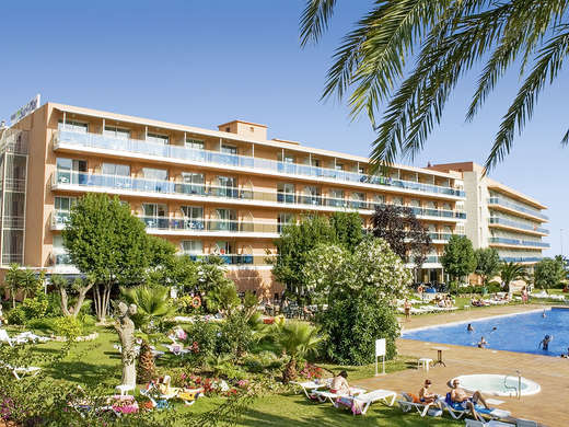Een foto van het zwembad bij Hotel Surf-Mar by Samba Hotels