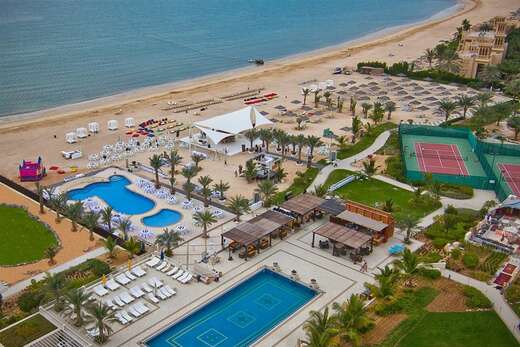 Een foto van Al Hamra Village Hotel