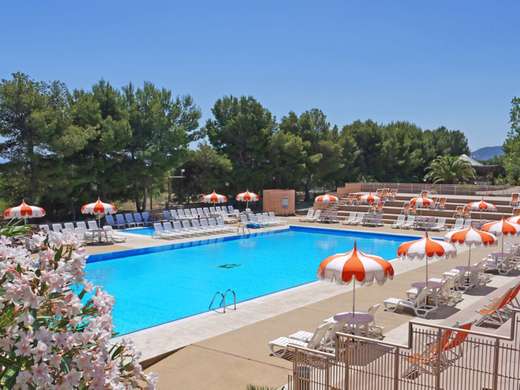 Porto Giardino Resort