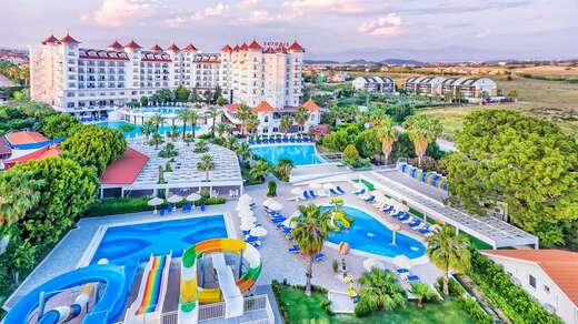 Serenis Hotel