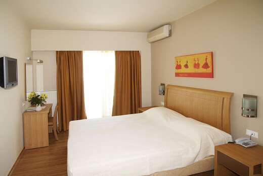 Kitro Beach Hotel