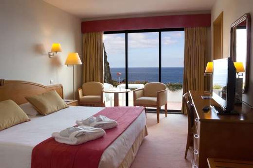Een foto van Caloura Hotel Resort