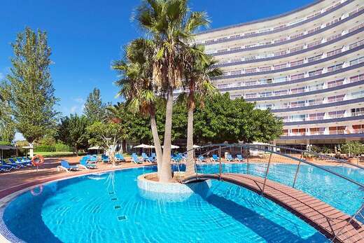 Een foto van het zwembad bij Hsm Atlantic Park Hotel