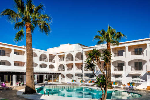 Vibra Bossa Flow Hotel