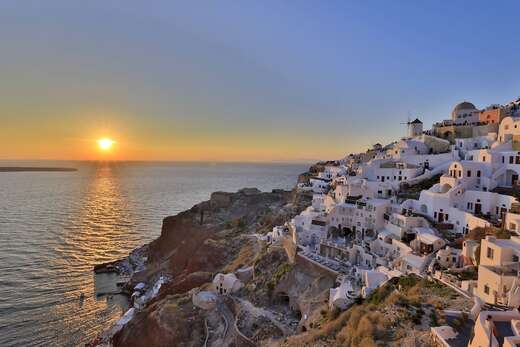 Oia Castle Luxury Suites