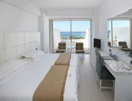 Een foto van Grecian Sands Hotel