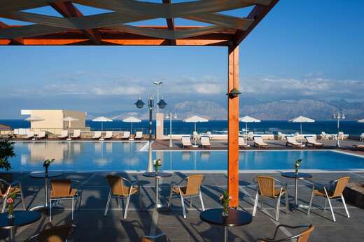 Een foto van het zwembad bij Miramare Resort & Spa