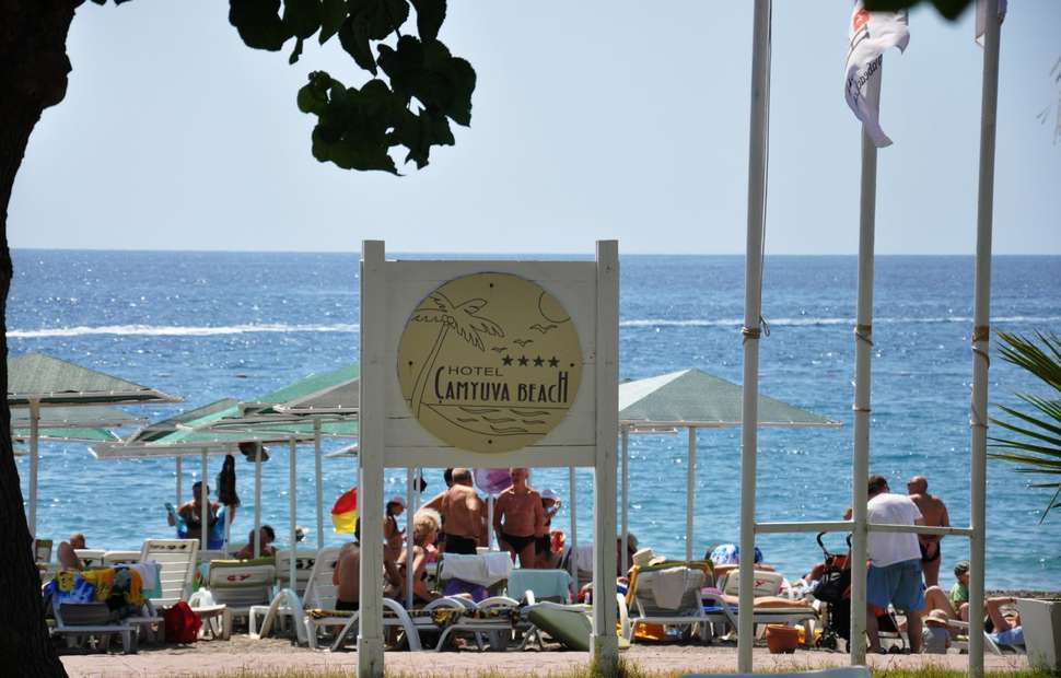 Een foto van het strand bij Robinson Club Camyuva