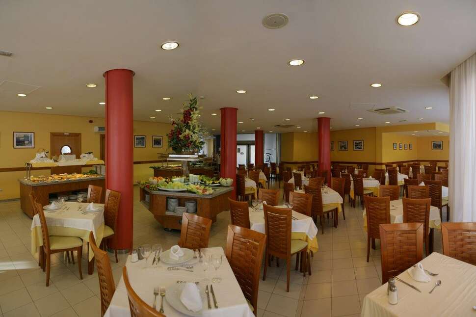 Een foto van Hotel Fenals Garden