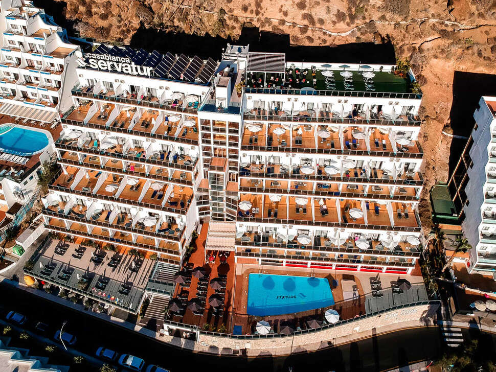 Ein Foto von der Außenansicht des Hotel Servatur Casablanca