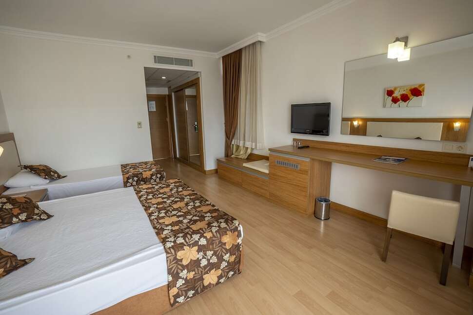 Ein Foto Hotel Cenger Beach Resort & Spa
