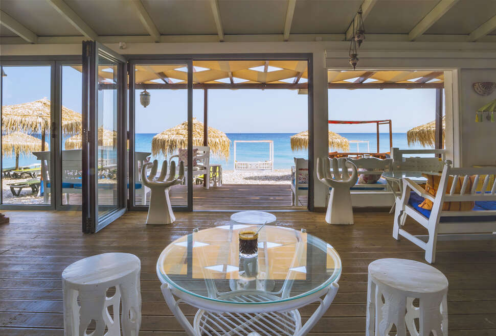 Een foto van het interieur van Kokkari Beach