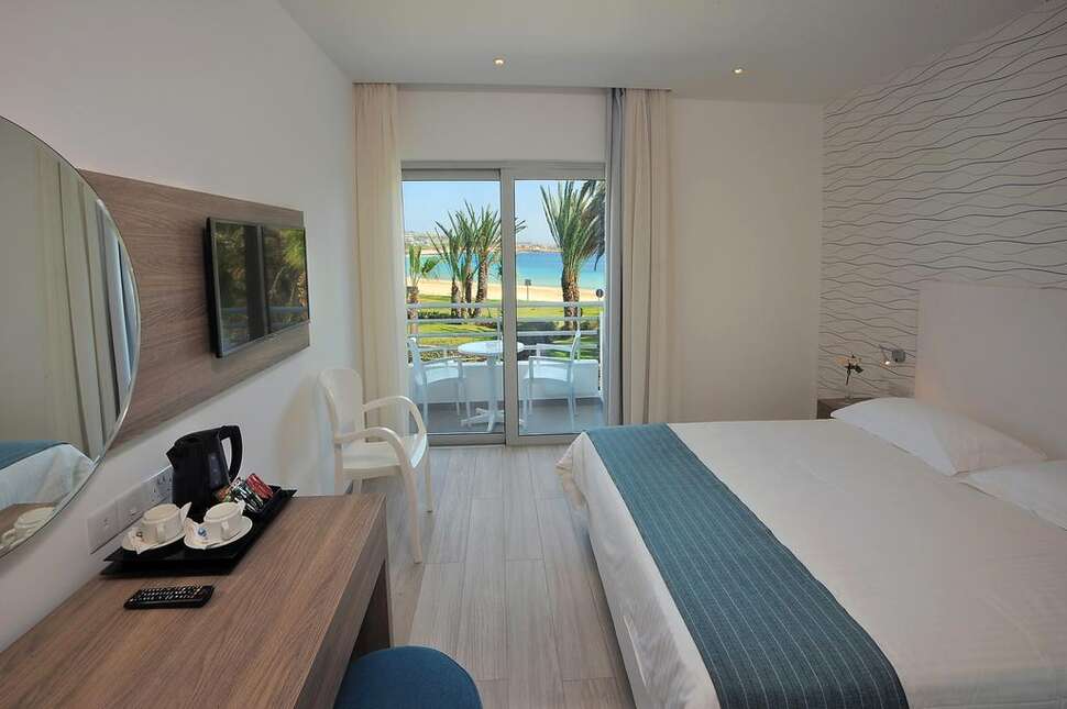 Ein Foto Okeanos Beach Boutique Hotel
