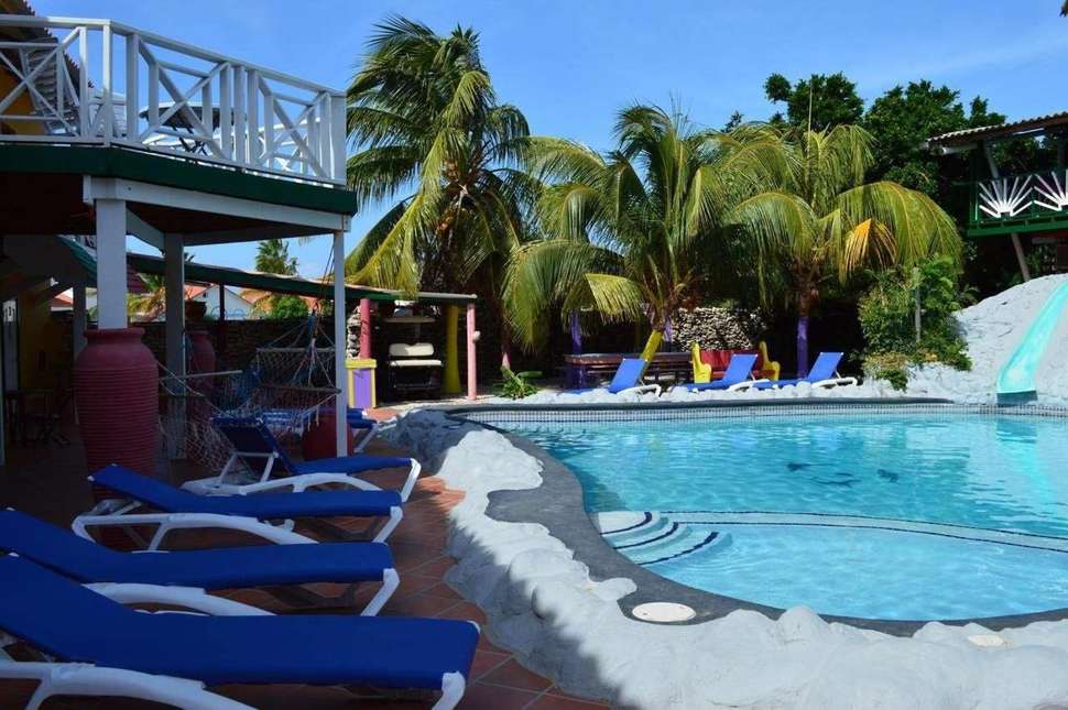Ein Foto Rancho el Sobrino & Blue View Apartments