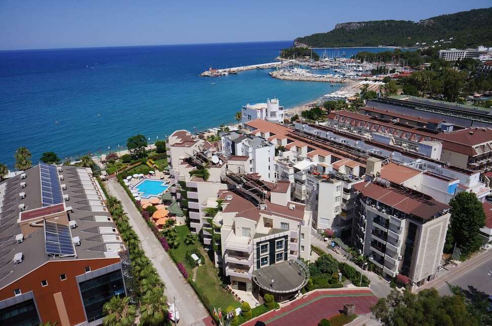 Een foto van de buitenkant van Viking Nona Beach Hotel