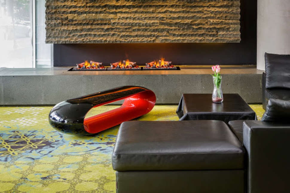 Een foto van de buitenkant van CenterHotel Plaza