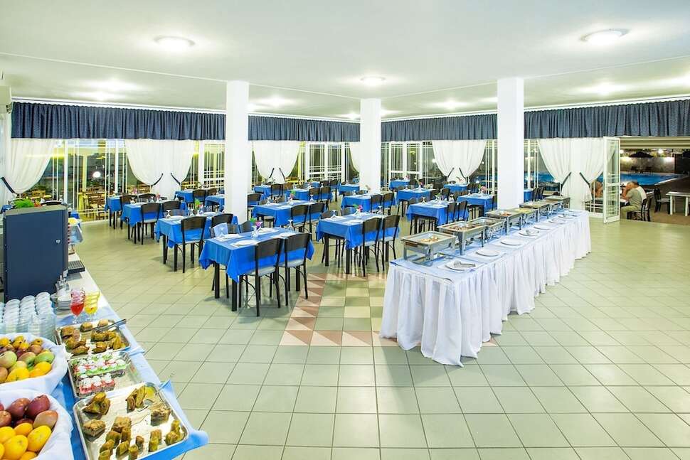 Een foto van de faciliteiten bij Port Marina Hotel