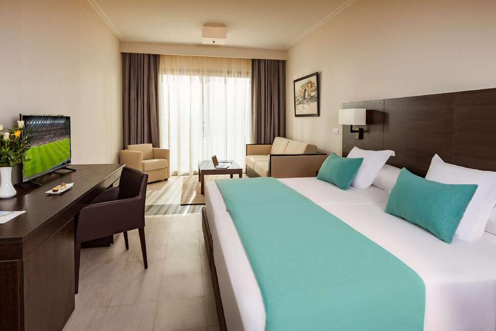 Ein Foto Barcelo Concorde Green Park Palace