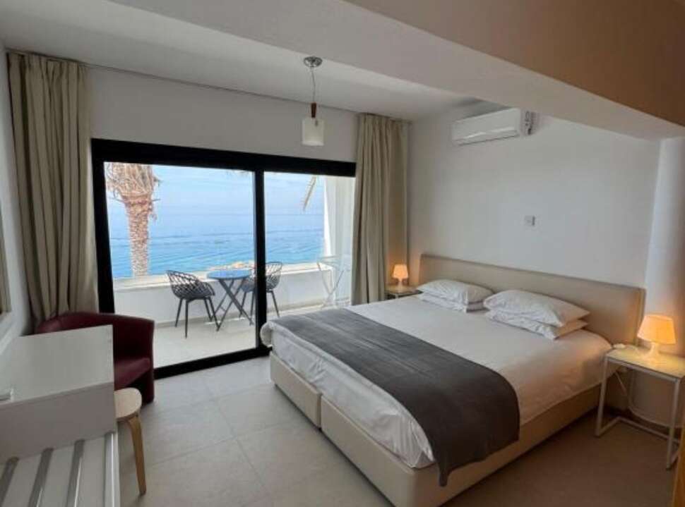 Een foto van Vrachia Beach Hotel & Suites