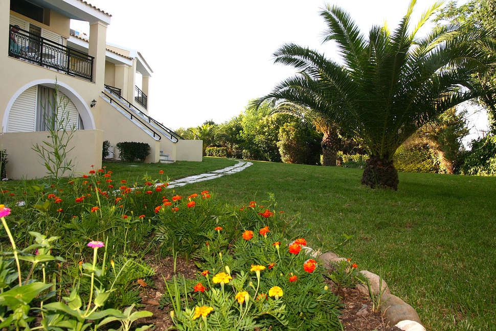 Een foto van de buitenkant van Mediterranean Blue Resort