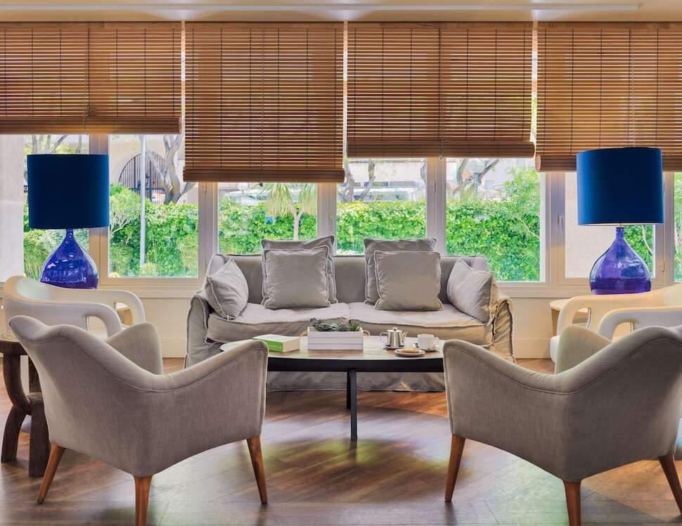 Een foto van het interieur van H10 Vintage Salou