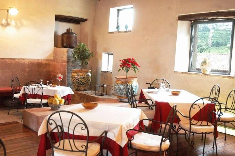 Ein Foto Hotel Etna