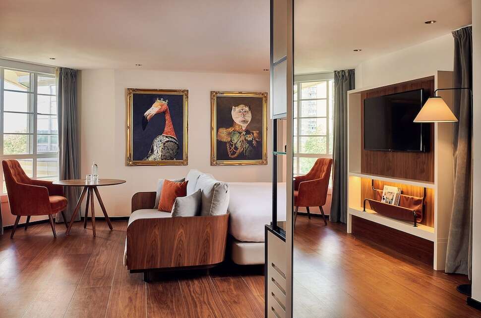 Ein Foto The Level at the Melia White House