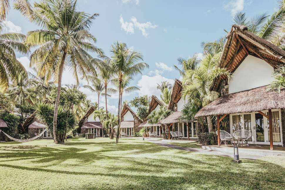 Een foto van La Pirogue A Sun Resort