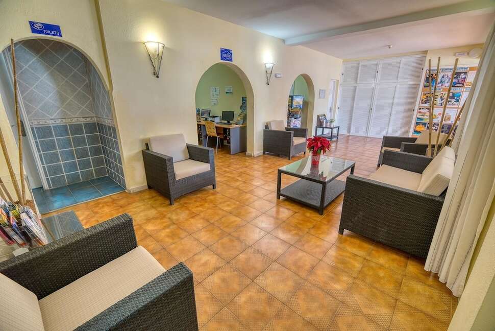 Een foto van het interieur van Ona El Marqués Resort
