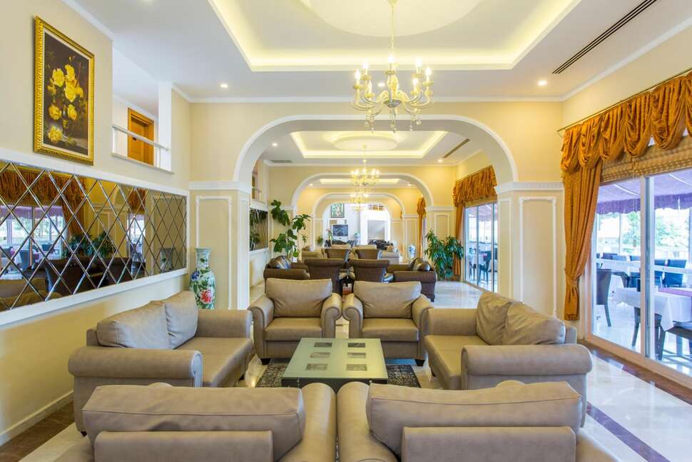 Een foto van het interieur van Kemer Dream Hotel