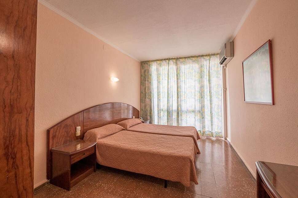Een foto van Checkin Garbi Hotel