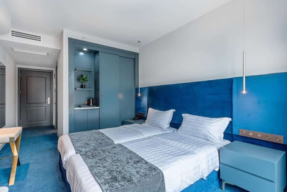 Een foto van Ramada by Wyndham Tbilisi Old City