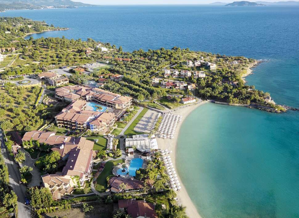 Een foto van de buitenkant van Anthemus Sea Beach Hotel & Spa