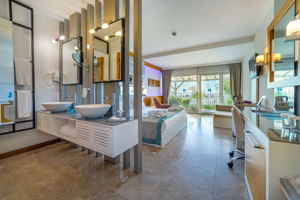 Een foto van Flora Garden Beach Hotel