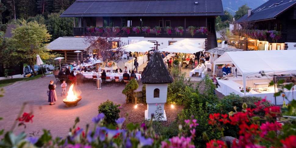 Een foto van de buitenkant van Vakantiepark Naturelhotel Schönleitn