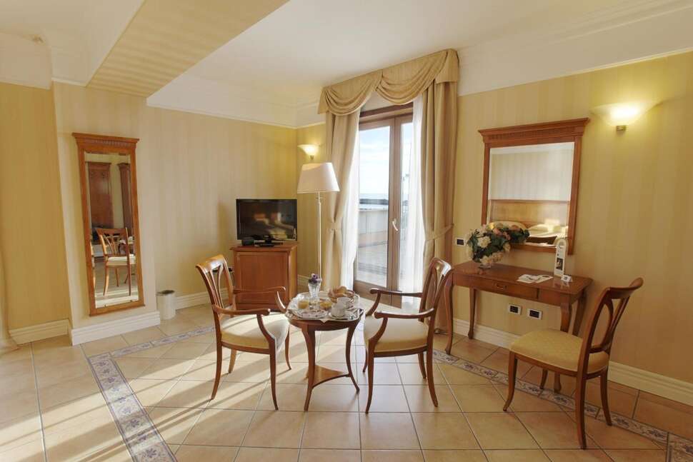 Een foto van Dioscuri Bay Palace