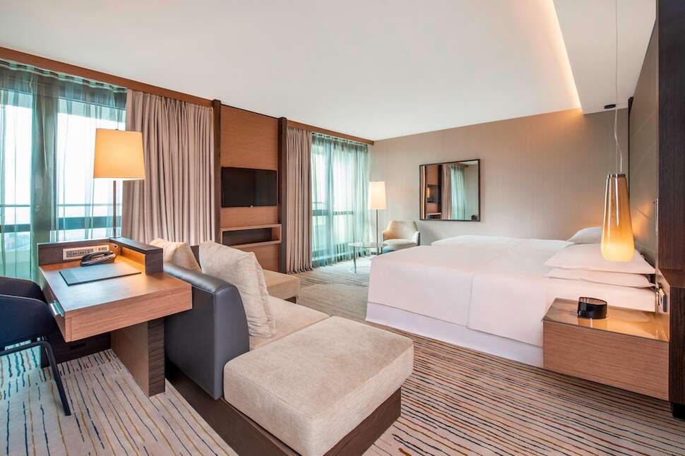 Een foto van Sheraton Grand Tbilisi Metechi Palace
