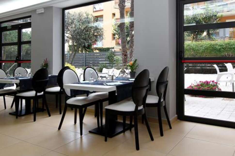 Ein Foto Summer Hotel