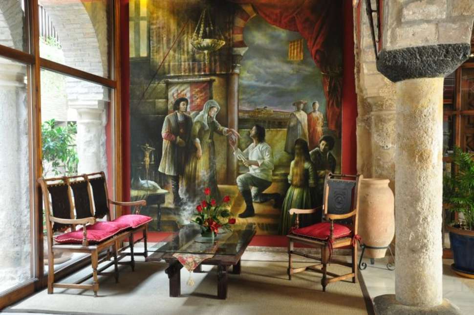Een foto van het interieur van Hacienda Posada De Vallina
