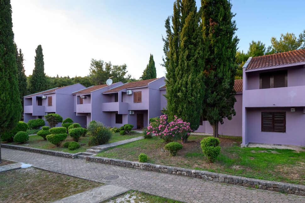 Een foto van de buitenkant van Appartementen Medena