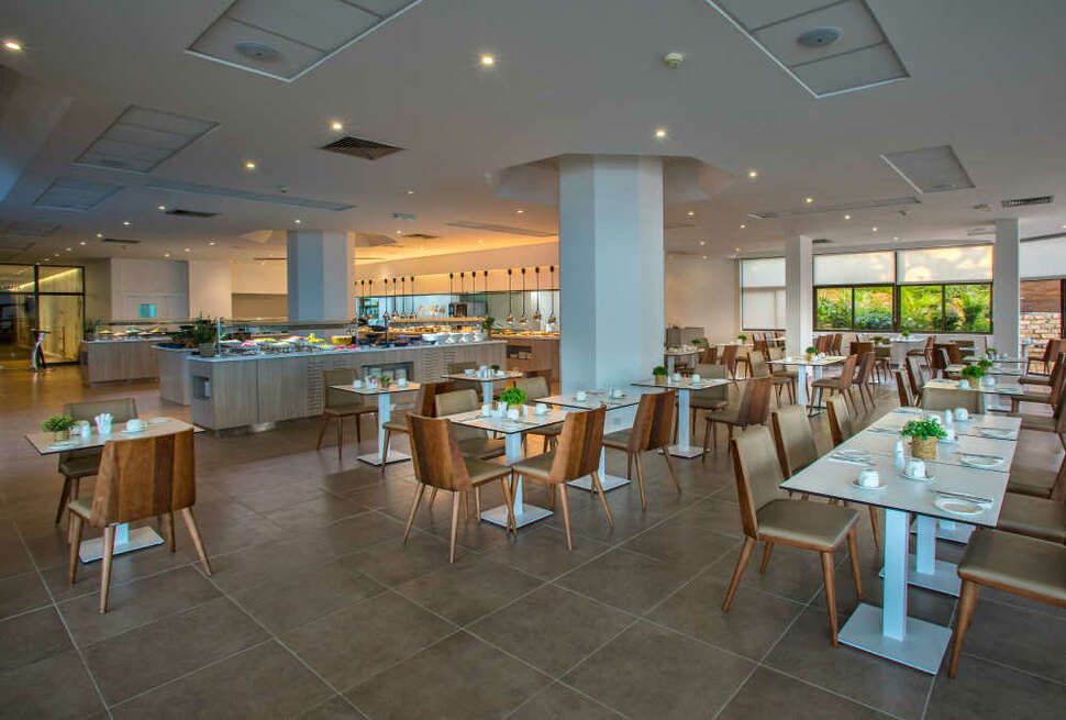 Een foto van de faciliteiten bij Leonardo Plaza Cypria Maris Beach Hotel & Spa