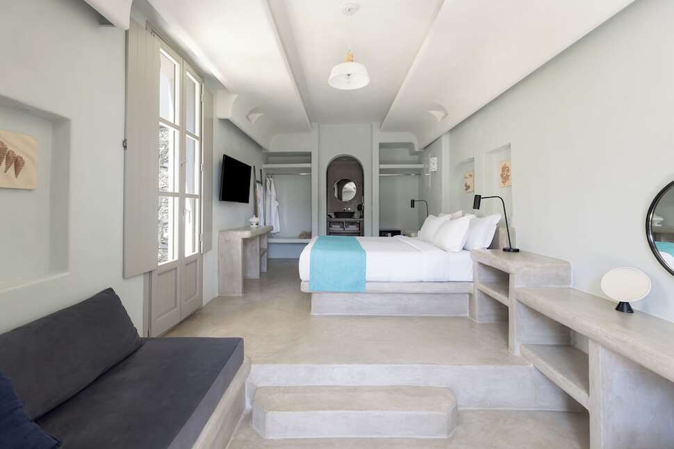 Een foto van Danae Suites Santorini