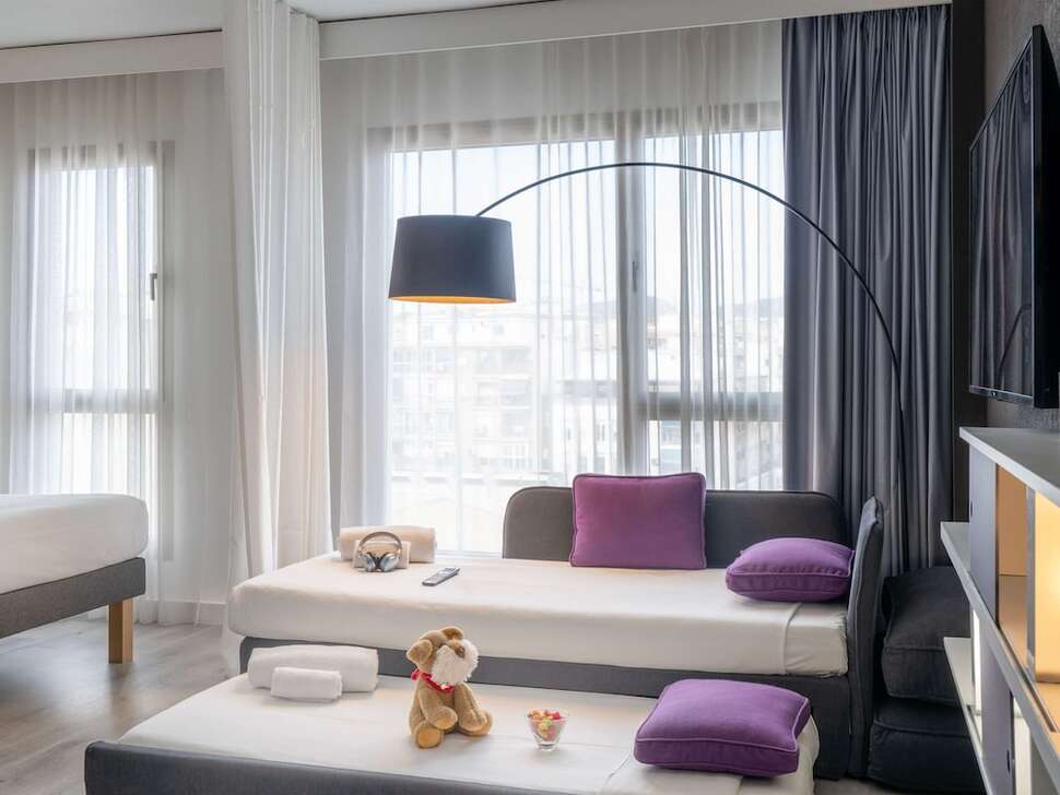 Een foto van Novotel Suites Malaga Centro