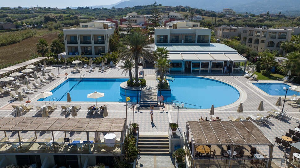 Ein Foto Hydramis Palace Beach Resort