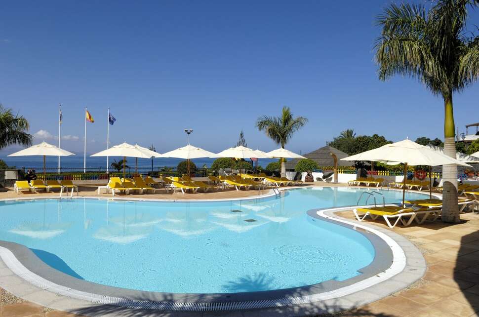 Een foto van het zwembad bij Princesa Yaiza Suite Hotel Resort