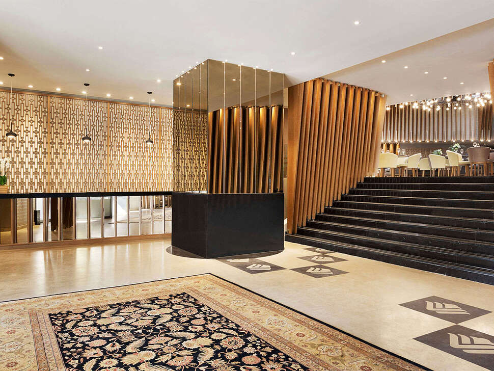 Een foto van het interieur van Wyndham Grand Athens