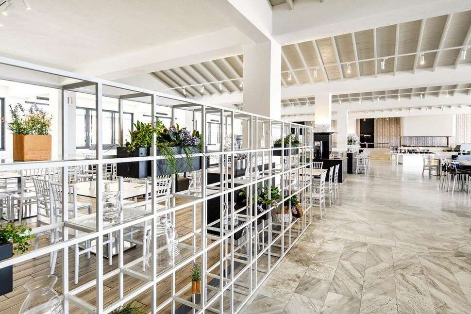 Een foto van de faciliteiten bij Akrathos Beach Hotel