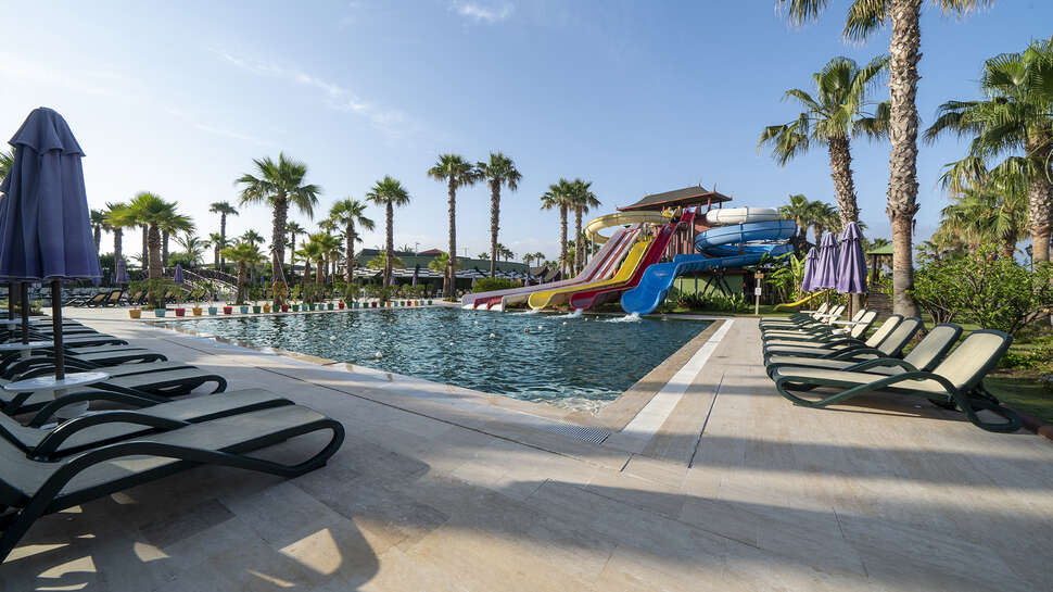 Een foto van het zwembad bij Siam Elegance Hotels & Spa