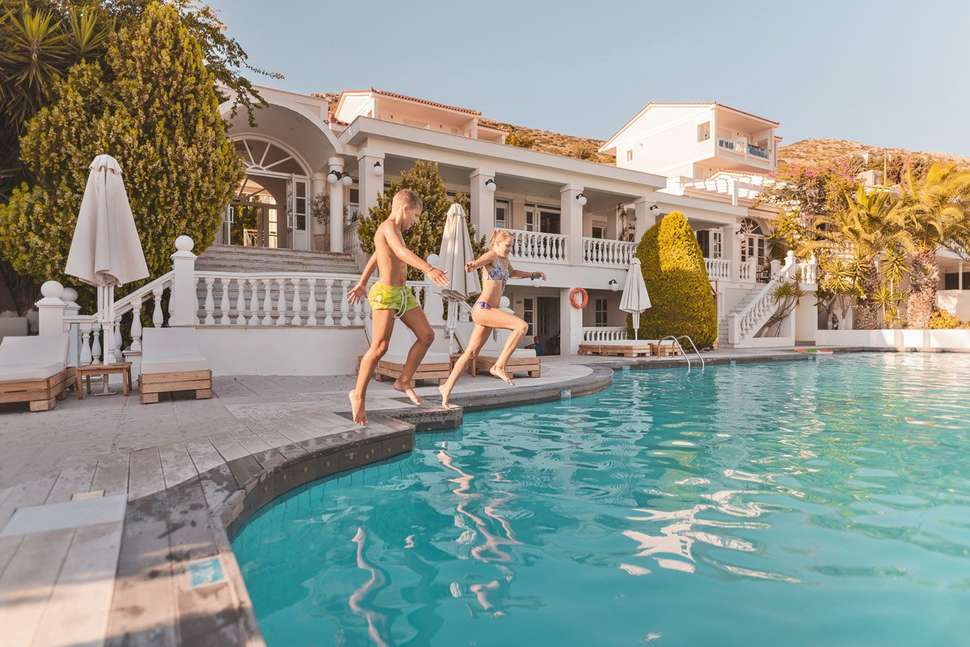 Een foto van het zwembad bij Samos Sun Hotel